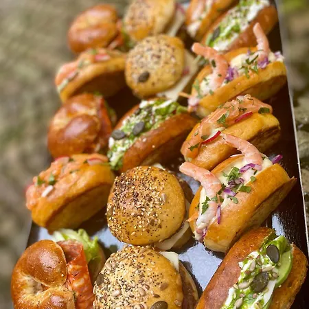 Deauville Duplex 1er Etage Dans Centre Jardin Amenage Commun Proche Des Plages Du Debarquement- Parking Gratuit A Proximite